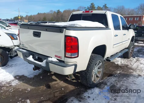 2011 GMC Sierra 1500 Denali z USA, uszkodzony, nr VIN 3GTP2XE21BG246792